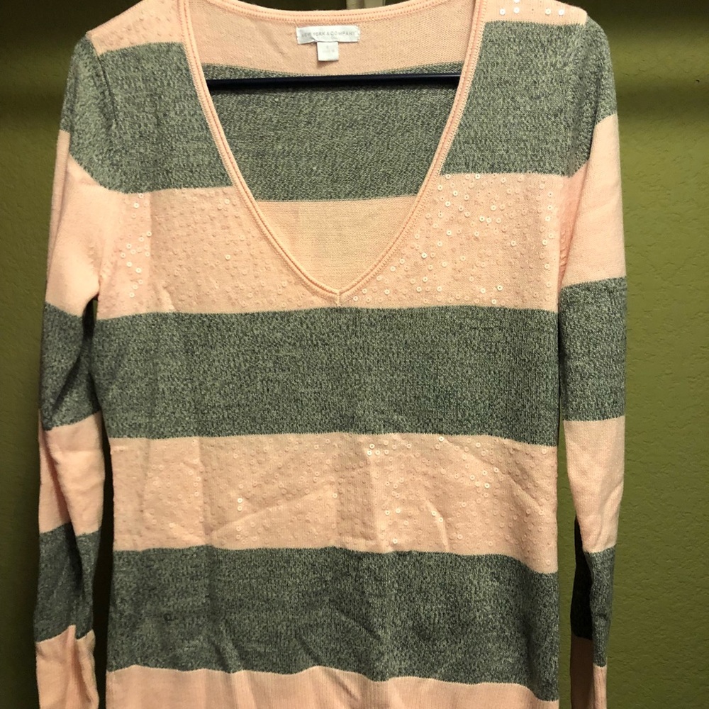 New York and Company sweater